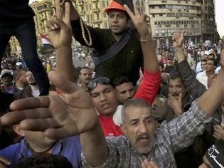 Φωτογραφία για Κάιρο: Συγκρούσεις αστυνομίας και διαδηλωτών μετά την απόπειρα καθιστικής διαμαρτυρίας