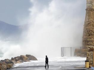 Φωτογραφία για Χιόνια, καταιγίδες και θυελλώδεις άνεμοι έως 9 μποφόρ από το απόγευμα της Δευτέρας