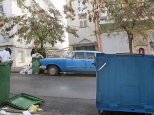 Φωτογραφία για Φρίκη στην Καλλιθέα: Ρακοσυλλέκτης βρήκε σε κάδο απορριμμάτων κομμένα ανθρώπινα πόδια