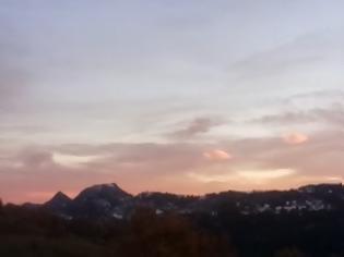 Φωτογραφία για Σύννεφα στα Γρεβενά σχηματίζουν χαμόγελο. Δείτε βίντεο αναγνώστη