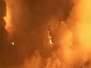 Φωτογραφία για Ρωσία: Τεράστια πυρκαγιά από εκτροχιασμό τρένου [Video]