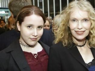 Φωτογραφία για Mia Farrow: Πάντα θα προστατεύω την κόρη μου