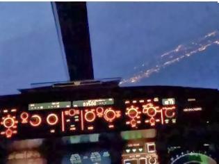 Φωτογραφία για Προσγείωση στη Θεσσαλονίκη, μέσα από το πιλοτήριο - Μοναδικό video