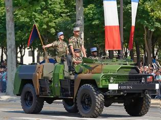 Φωτογραφία για Γάλλοι θα εκπαιδευτούν στον επικοινωνιακό κόμβο για την Αφρική. Δεν θα πάνε Έλληνες