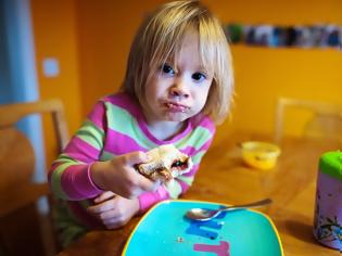 Φωτογραφία για Η 4χρονη κόρη μου τρώει ελάχιστα φαγητά. Τι να κάνω;