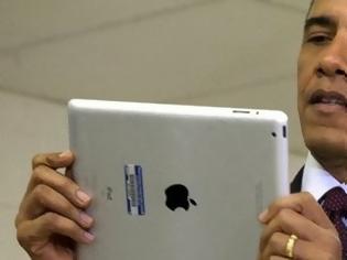 Φωτογραφία για Η γκάφα του Ομπάμα με το iPad - Ξεφτιλίστηκε μπροστά σε 12χρονα