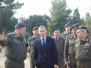 Φωτογραφία για Επίσκεψη ΥΦΕΘΑ Θανάση Δαβάκη σε ΣΔΒ και ΣΤΗΑΔ