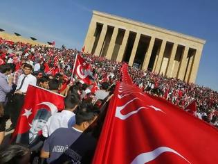 Φωτογραφία για Οι Τούρκοι αυξήθηκαν κατά 1 εκατομμύριο σε ένα χρόνο