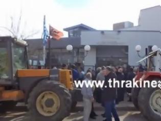 Φωτογραφία για Στη ΔΟΥ Ορεστιάδας μεταφέρθηκαν οι διαμαρτυρίες των αγροτών [video]