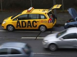Φωτογραφία για Μετά το σκάνδαλο, οι γερμανικές αυτοκινητοβιομηχανίες επιστρέφουν τα βραβεία της ADAC