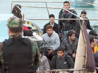 Φωτογραφία για Αλεξανδρούπολη: Συνελήφθη να μεταφέρει σε βάρκα δέκα μη νόμιμους μετανάστες