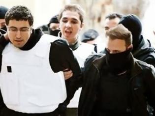 Φωτογραφία για Προφυλακίστηκαν οι τέσσερις Κούρδοι για τη γιάφκα στου Γκύζη