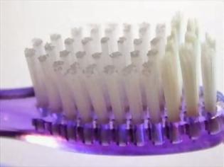 Φωτογραφία για Τα κακά νέα για την οδοντόβουρτσά σου