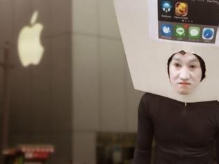Φωτογραφία για Έχει στηθεί έξω από κατάστημα της Apple για να αγοράσει πρώτος το iPhone 6! [photos]