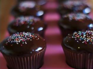 Φωτογραφία για Η συνταγή της ημέρας: Φτιάξτε διαιτητικά cupcakes με 100 θερμίδες