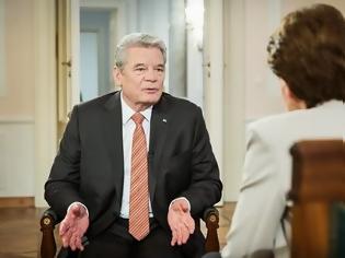 Φωτογραφία για ΓΙΟΑΧΙΜ ΓΚΑΟΥΚ: «ΜΕ ΠΟΝΟΥΝ ΑΥΤΑ ΠΟΥ ΕΚΑΝΑΝ ΣΤΟ ΠΑΡΕΛΘΟΝ ΟΙ ΓΕΡΜΑΝΟΙ»