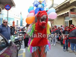 Φωτογραφία για Λαμία: Η παραδοσιακή Καμήλα βγήκε βόλτα στη Λαμία