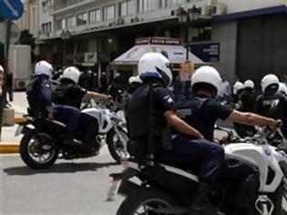 Φωτογραφία για Πάτρα: Οδηγός Ι.Χ. και σεσημασμένος ληστής εμβόλισε μοτοσικλέτα που επέβαιναν αστυνομικοί της Ασφάλειας!