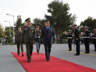 Φωτογραφία για ΕΠΙΣΗΜΗ ΕΠΙΣΚΕΨΗ ΑΡΧΗΓΟΥ ΕΝΟΠΛΩΝ ΔΥΝΑΜΕΩΝ ΤΟΥ ΒΕΛΓΙΟΥ ΣΤΟ ΓΕΕΘΑ