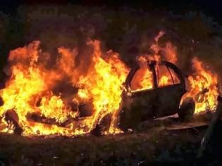 Φωτογραφία για Γανόχωρα Κατερίνης: Έκαψαν αυτοκίνητο 46χρονης με αυτοσχέδιο εκρηκτικό μηχανισμό