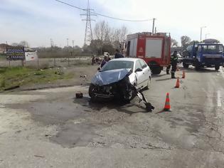 Φωτογραφία για Τρομερό τροχαίο στα Τρίκαλα... [Photos]