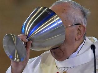 Φωτογραφία για Η μεγαλύτερη ανά άτομο κατανάλωση κρασιού παγκοσμίως γίνεται στο Βατικανό