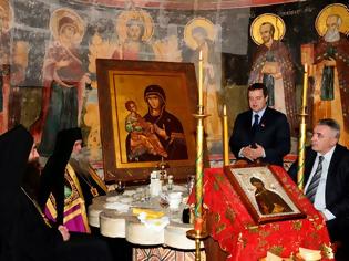 Φωτογραφία για 4404 - Η Σερβική κυβέρνηση υποσχέθηκε πρόσθετη βοήθεια για την αποκατάσταση των ζημιών στην Ιερά Μονή Χιλιανδαρίου