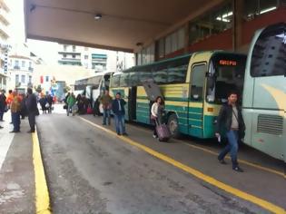 Φωτογραφία για Πάτρα: Πεντάλεπτο και... λεωφορείο στο Υπεραστικό ΚΤΕΛ