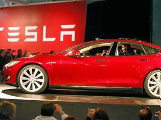Φωτογραφία για Η Tesla Motors επενδύει σε εργοστάσιο μαζικής παραγωγής μπαταριών για ηλεκτρικά αυτοκίνητα