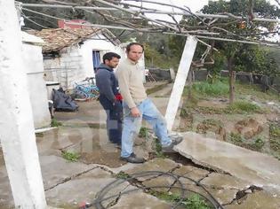 Φωτογραφία για Eτοιμόρροπα τα σπίτια στο βουνό του Κατακόλου