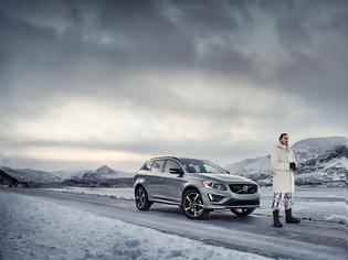 Φωτογραφία για • Η Volvo προβάλει τη σουηδική της ταυτότητα μέσα από μία νέα δυναμική καμπάνια. • Κεντρικά πρόσωπα της καμπάνιας το Νέο Volvo XC60 και ο διάσημος, διεθνής σουηδός ποδοσφαιριστής Ζλάταν Ιμπραΐμοβιτς