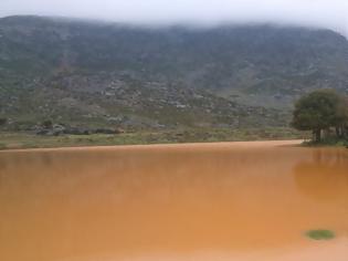 Φωτογραφία για Απέραντη λίμνη δημιούργησε η βροχόπτωση στο οροπέδιο του Στρούμπουλα!