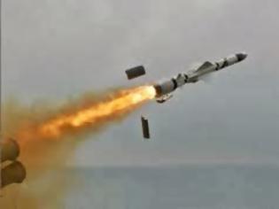 Φωτογραφία για Ρωσία: Μετέφερε υπερηχητικούς πυραύλους cruise στην Σεβαστούπολη [video]