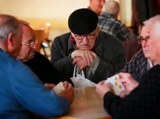 Φωτογραφία για Μια από τις πιο γερασμένες χώρες της ΕΕ η Ελλάδα