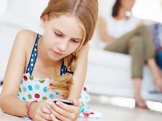 Φωτογραφία για Έρευνα συσχετίζει την κατοχή smartphones με την ... προσοχή των γονέων στα παιδιά