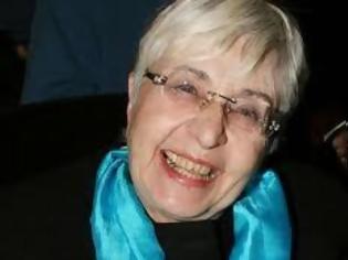 Φωτογραφία για Έφη Παπαθεοδώρου: Σε ποιον και γιατί έστειλε εξώδικο η «Θεοπούλα»;