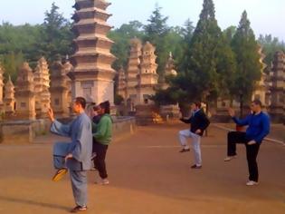 Φωτογραφία για Δείτε την εκπαίδευση μιας ακαδημίας Kung Fu στην Κίνα [video]