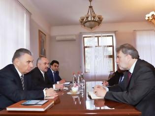 Φωτογραφία για Ο Νότης Μαριάς συναντήθηκε με τον αναπληρωτή πρωθυπουργό του Αζερμπαϊτζάν