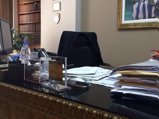 Φωτογραφία για Αυτήν την καρέκλα ποιος θα την πάρει; Τα σενάρια αποχώρησης Άδωνι και οι «μνηστήρες»