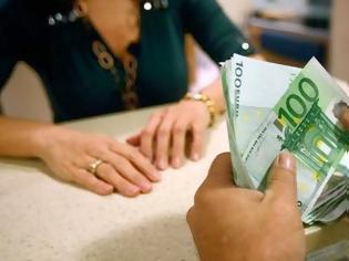 Φωτογραφία για Κοινωνικό μέρισμα: 500 ευρώ στους ένστολους, έως 1.000 ευρώ στους αδύναμους