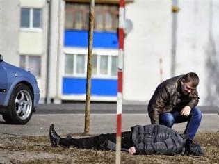 Φωτογραφία για Πόσοι οδηγοί θα σταματήσουν σε ένα (στημένο) ατύχημα με ποδηλάτη;