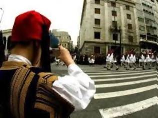 Φωτογραφία για Υπό δρακόντεια μέτρα ασφαλείας οι παρελάσεις της 25ης Μαρτίου