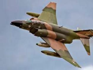 Φωτογραφία για Περιπέτεια στον αέρα για F - 4 Phantom - Αναγκαστική προσγείωση στην Καλαμάτα