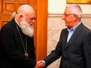 Φωτογραφία για Συνάντηση Ν. Κακλαμάνη με τον Αρχιεπίσκοπο Αθηνών και Πάσης Ελλάδος, κ.κ. Ιερώνυμο [video]