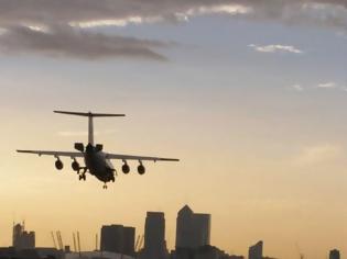 Φωτογραφία για Συναγερμός στο Λονδίνο-Εκκενώθηκε αεροσκάφος