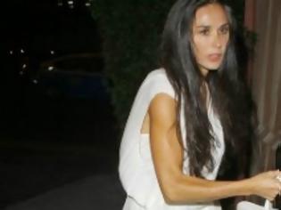 Φωτογραφία για Στα όρια κατάρρευσης η Demi Moore!