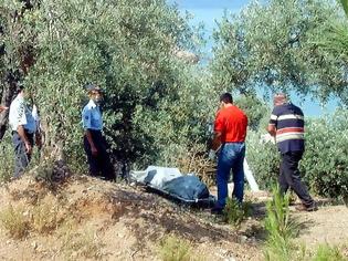 Φωτογραφία για Η χτένα στο φέρετρο έλυσε το γρίφο της δολοφονίας στη Θάσο