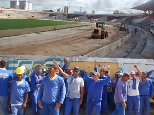 Φωτογραφία για Απεργούν οι εργάτες στα γήπεδα της Βραζιλίας
