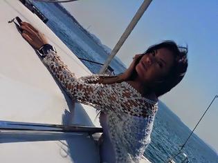 Φωτογραφία για Η Δήμητρα Αλεξανδράκη σε backstage φωτογραφίες από video clip σε yacht