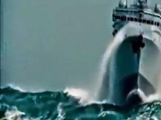 Φωτογραφία για Το πέρασμα του Ντρέικ, στο τέλος του κόσμου: Εκεί όπου γιγαντιαία κύματα «καταπίνουν» πλοία [βίντεο]
